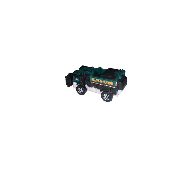 Matchbox Garbage Gulper Sanitation Truck - Picture 2 of 4